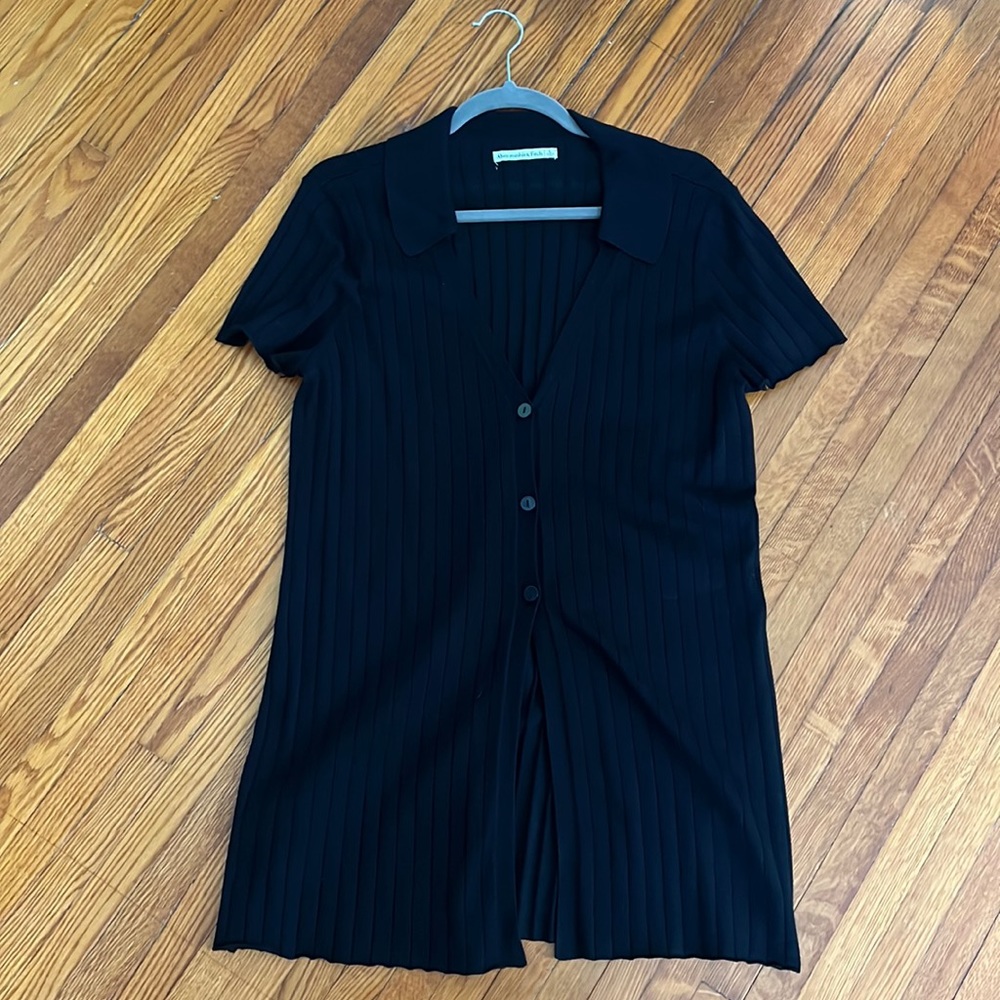 Abercrombie & Fitch 3 button top
